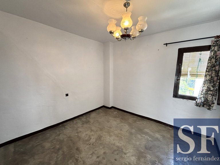 Town House for Sale in Cómpeta, Malaga 12