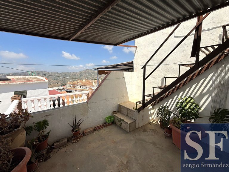 Town House for Sale in Cómpeta, Malaga 15