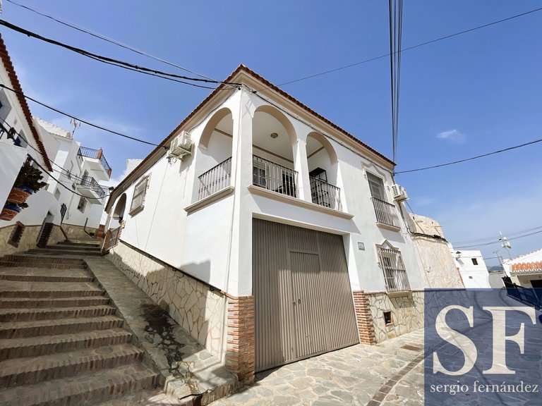 Town House for Sale in Corumbela, Malaga 1