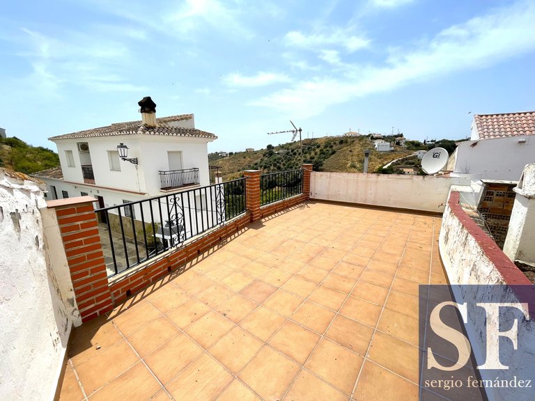 Town House for Sale in Sedella, Malaga 13