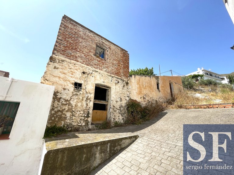 Town House for Sale in Cómpeta, Malaga 1