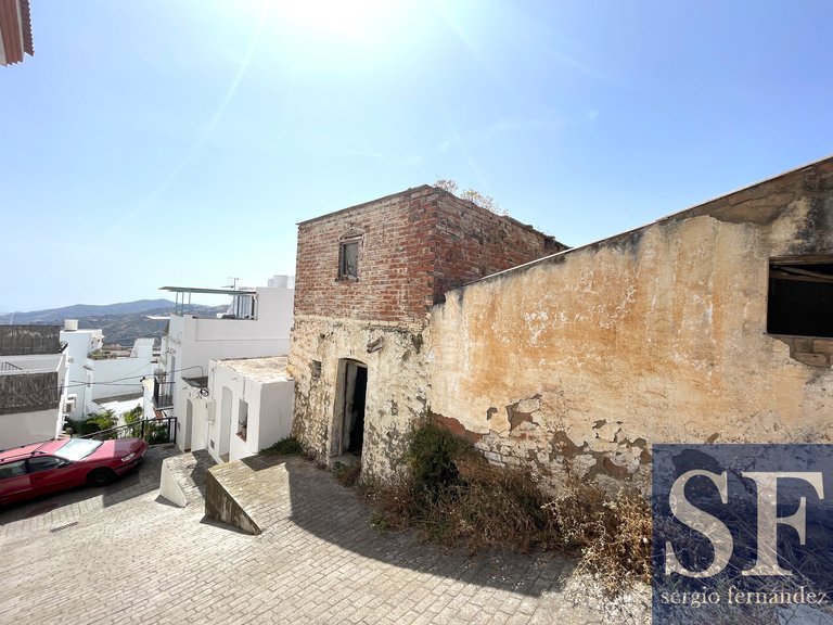 Town House for Sale in Cómpeta, Malaga 2