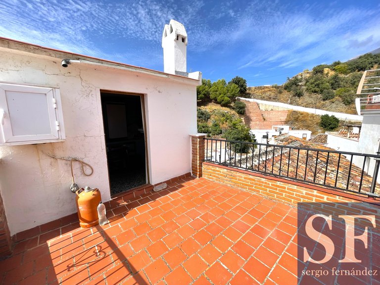 Town House for Sale in Salares, Malaga 12