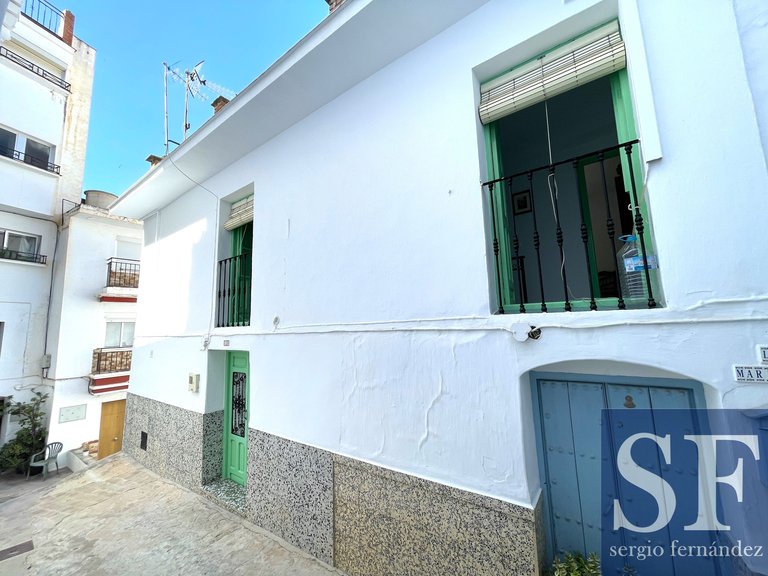 Town House for Sale in Cómpeta, Malaga 1
