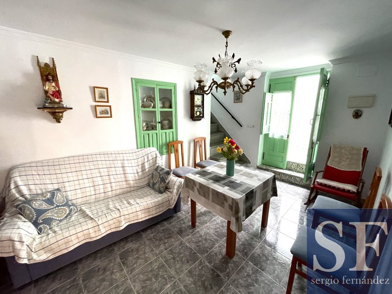 Town House for Sale in Cómpeta, Malaga 2