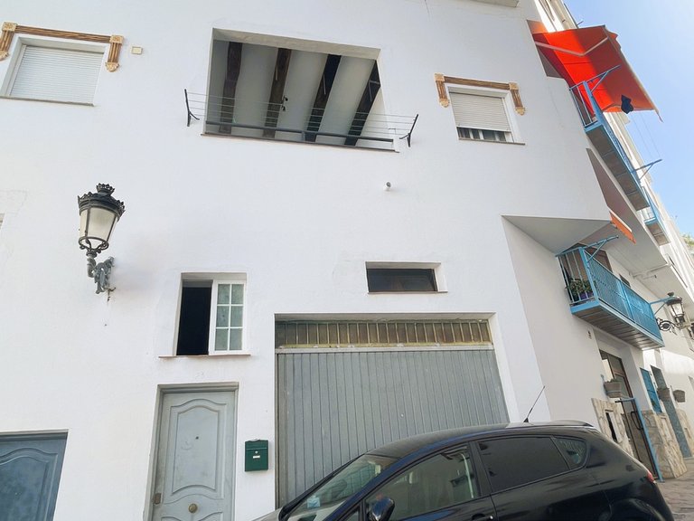 Town House for Sale in Cómpeta, Malaga 1