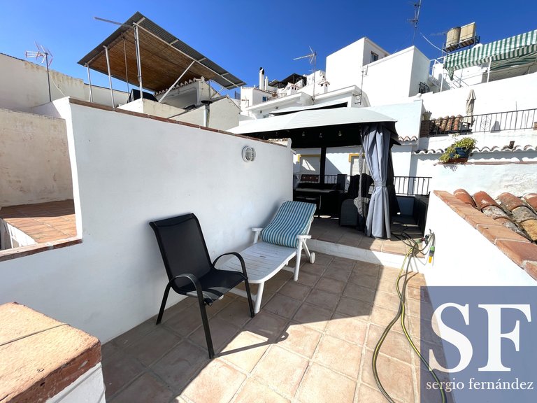Town House for Sale in Cómpeta, Malaga 14