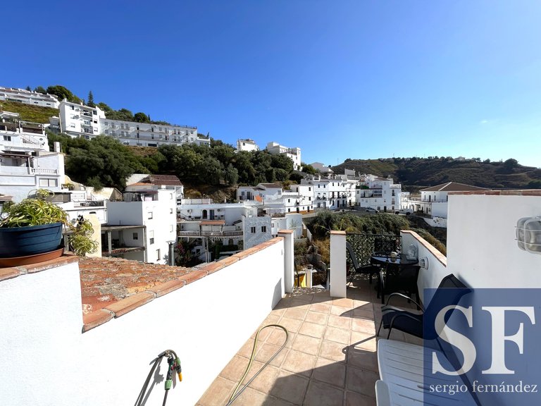Town House for Sale in Cómpeta, Malaga 15