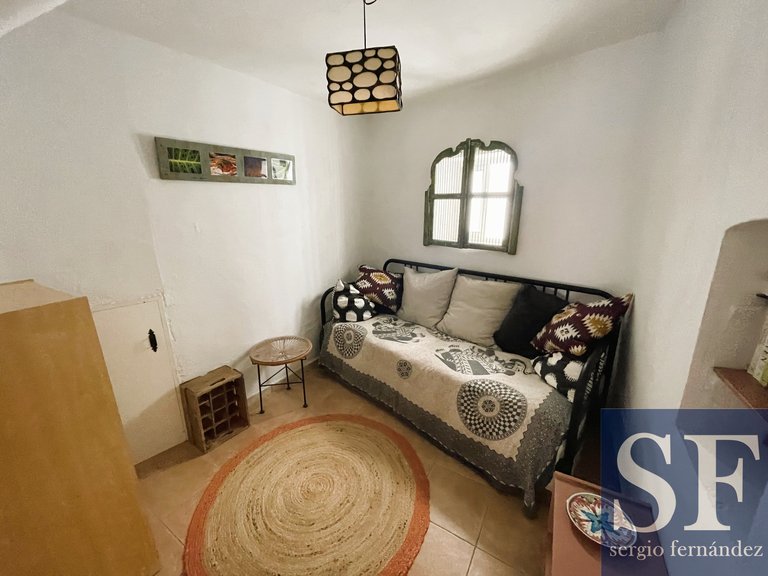 Town House for Sale in Cómpeta, Malaga 4