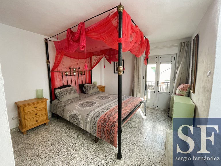 Town House for Sale in Cómpeta, Malaga 11