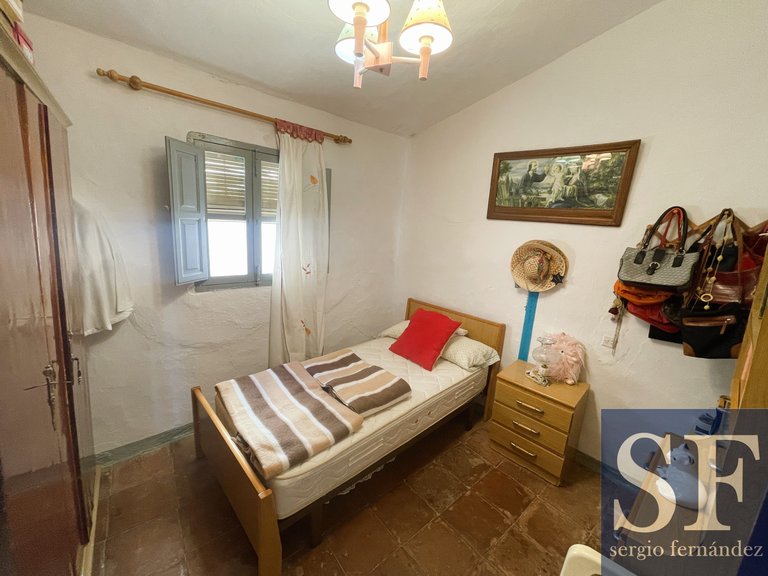 Town House for Sale in Daimalos, Malaga 7