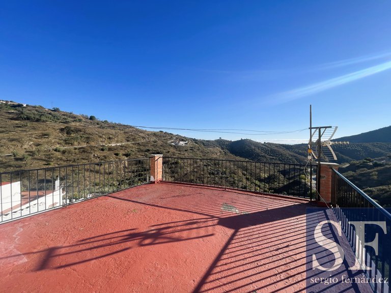 Town House for Sale in Daimalos, Malaga 13