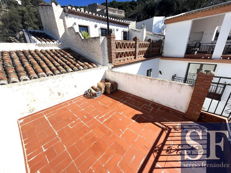 Town House for Sale in Canillas De Aceituno, Malaga 13
