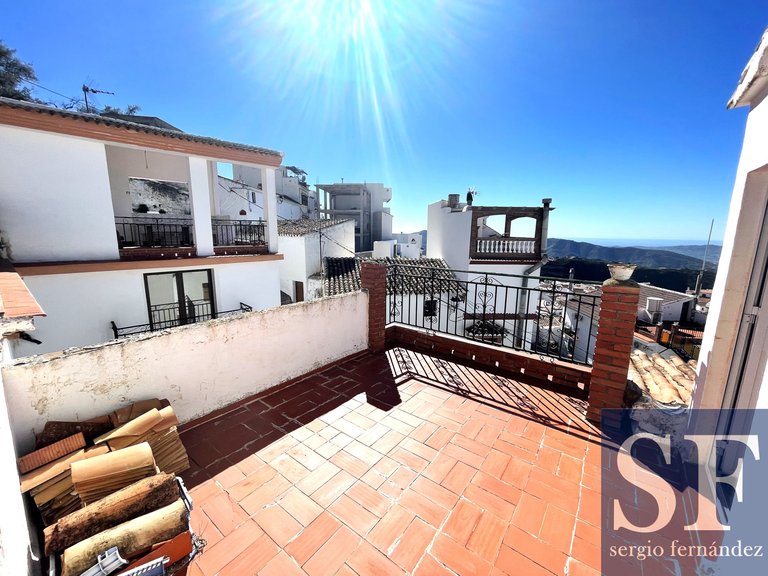 Town House for Sale in Canillas De Aceituno, Malaga 14