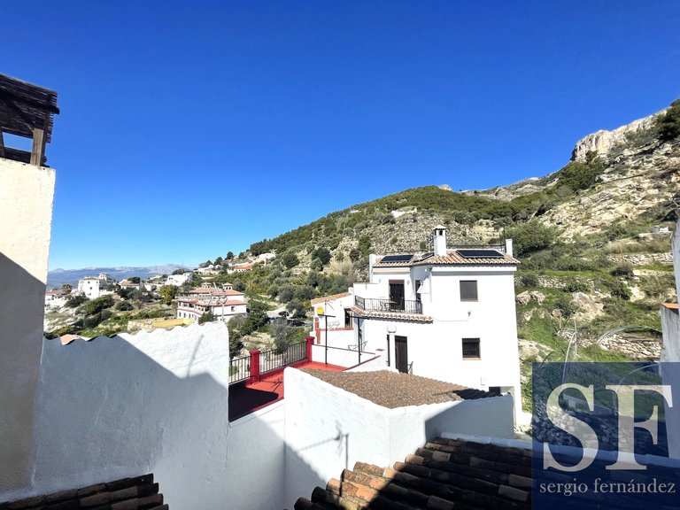 Town House for Sale in Canillas De Aceituno, Malaga 17