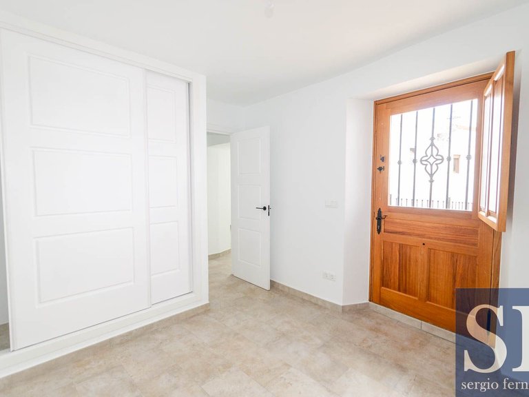 Town House for Sale in Sedella, Malaga 8