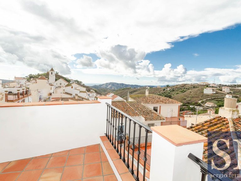 Town House for Sale in Sedella, Malaga 20