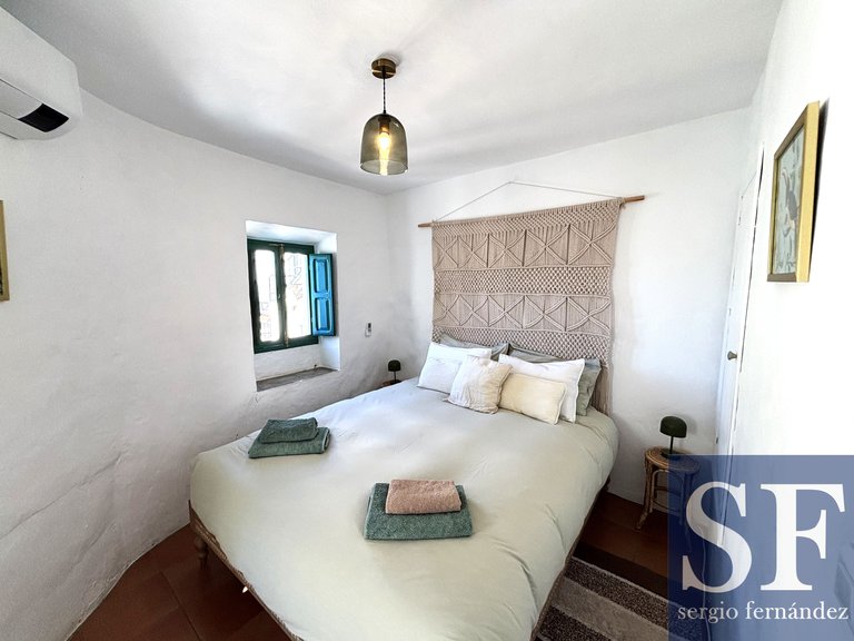 Town House for Sale in Cómpeta, Malaga 8