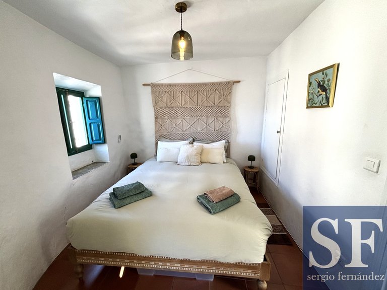 Town House for Sale in Cómpeta, Malaga 11