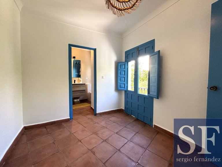 Town House for Sale in Cómpeta, Malaga 12