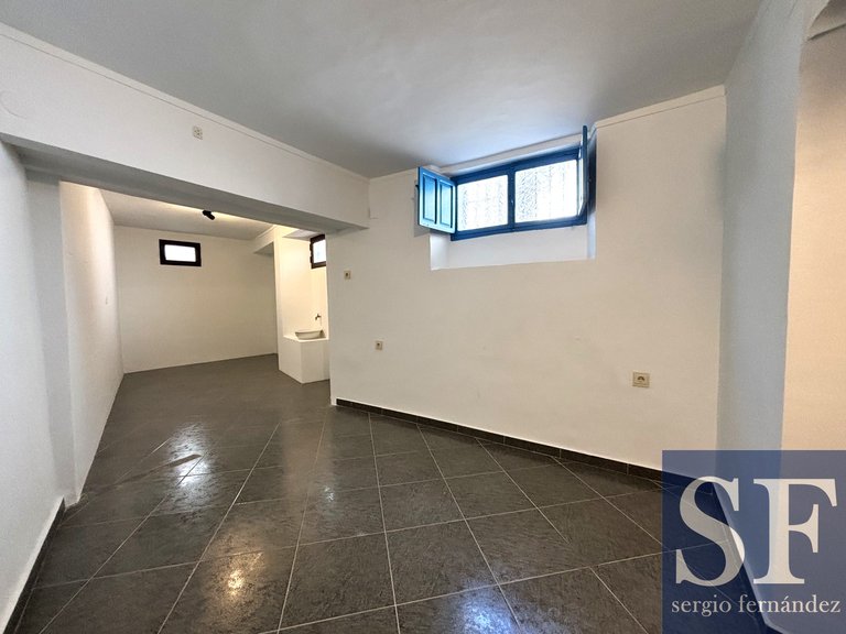 Town House for Sale in Cómpeta, Malaga 17