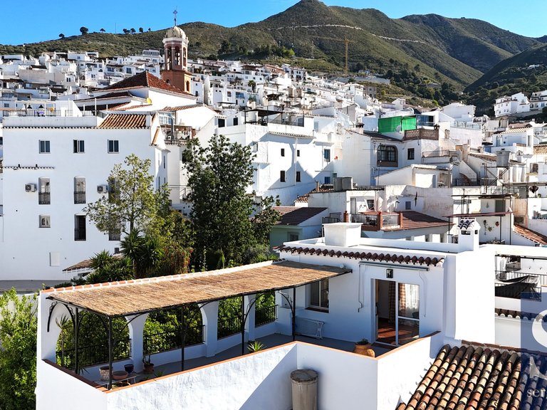 Town House for Sale in Cómpeta, Malaga 20
