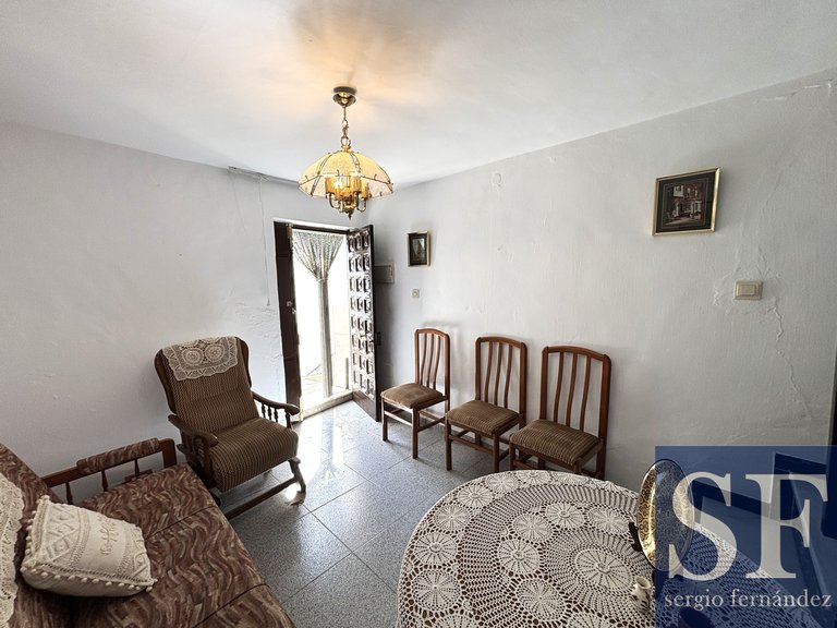 Town House for Sale in Cómpeta, Malaga 3