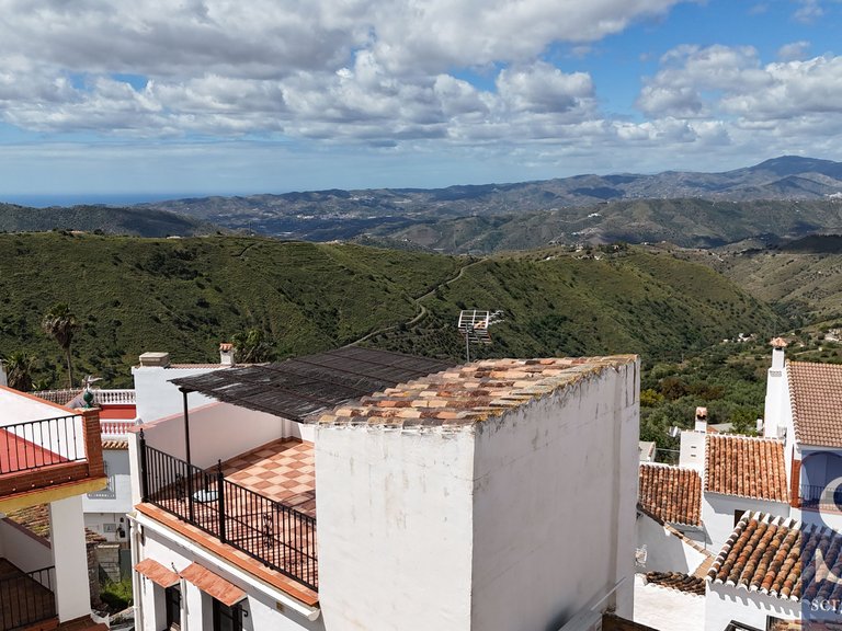 Town House for Sale in Canillas De Aceituno, Malaga 16