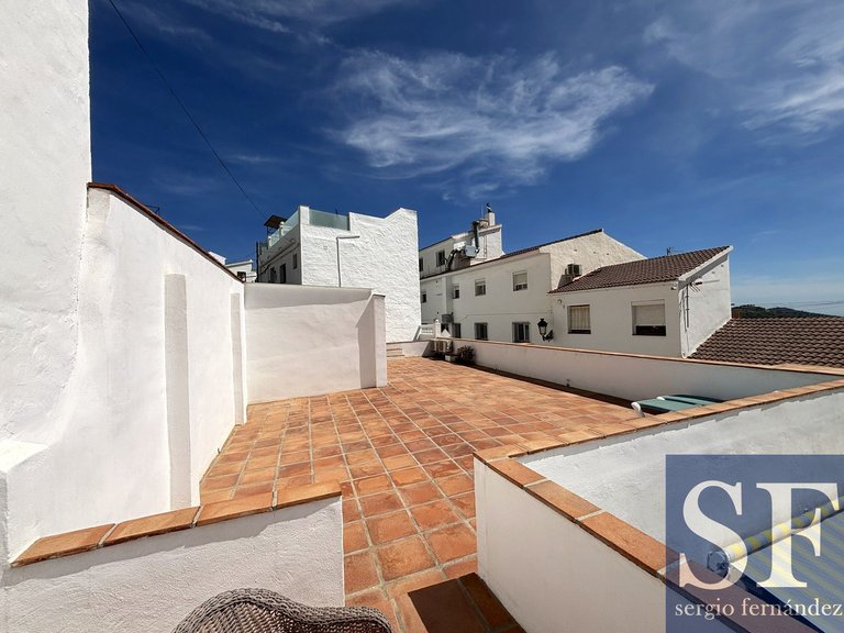 Town House for Sale in Cómpeta, Malaga 17