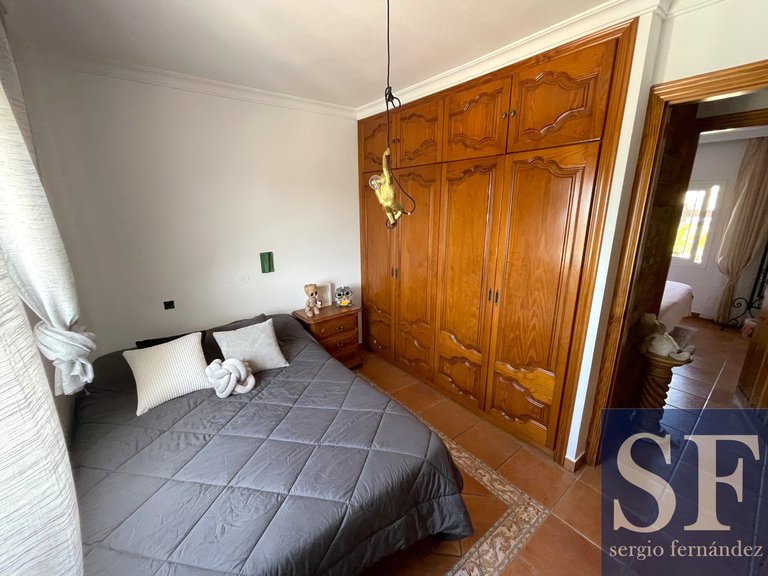 Town House for Sale in Cómpeta, Malaga 11