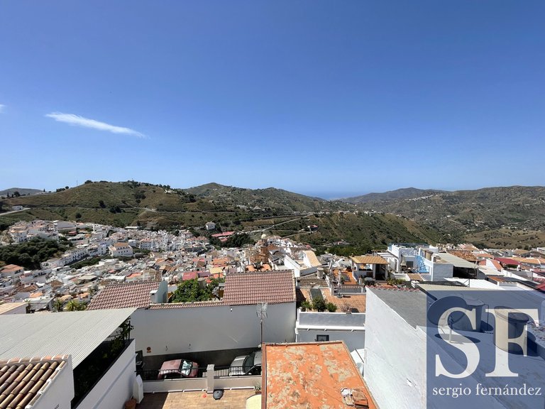 Town House for Sale in Cómpeta, Malaga 17