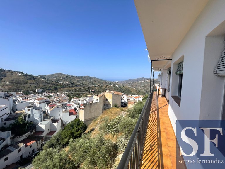 Town House for Sale in Cómpeta, Malaga 16