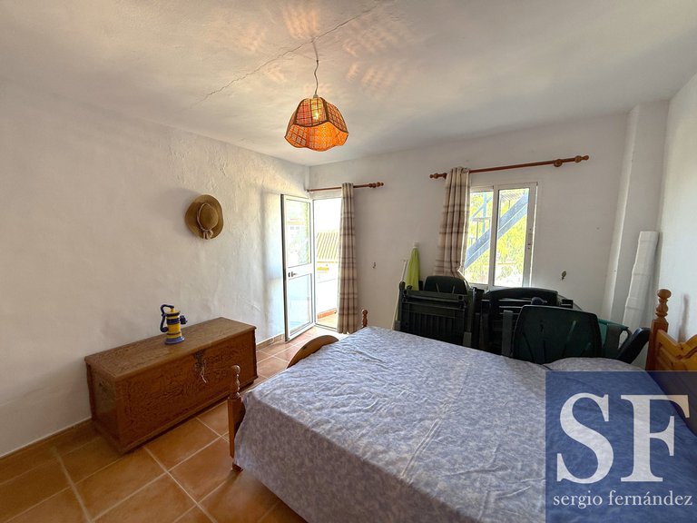 Town House for Sale in Cómpeta, Malaga 11
