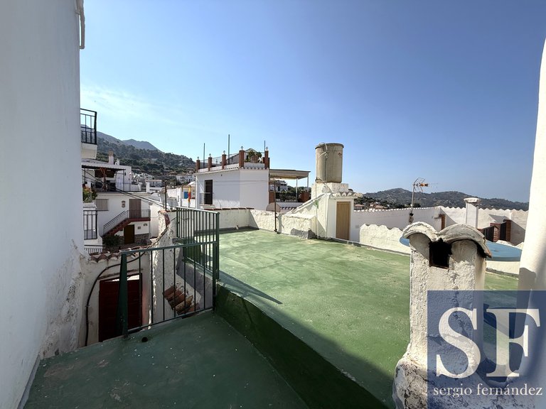 Town House for Sale in Canillas De Albaida, Malaga 9