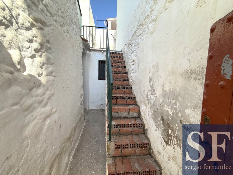 Town House for Sale in Canillas De Albaida, Malaga 19