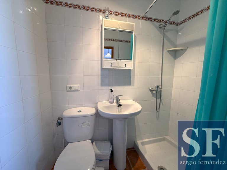 Town House for Sale in Canillas De Aceituno, Malaga 9