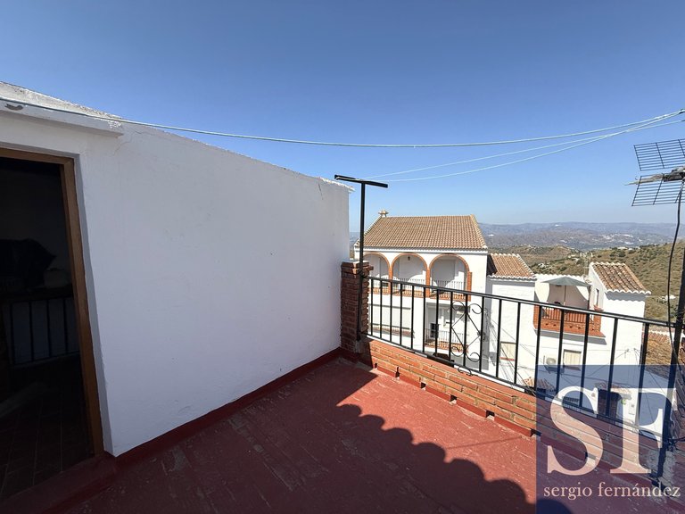 Town House for Sale in Canillas De Aceituno, Malaga 19