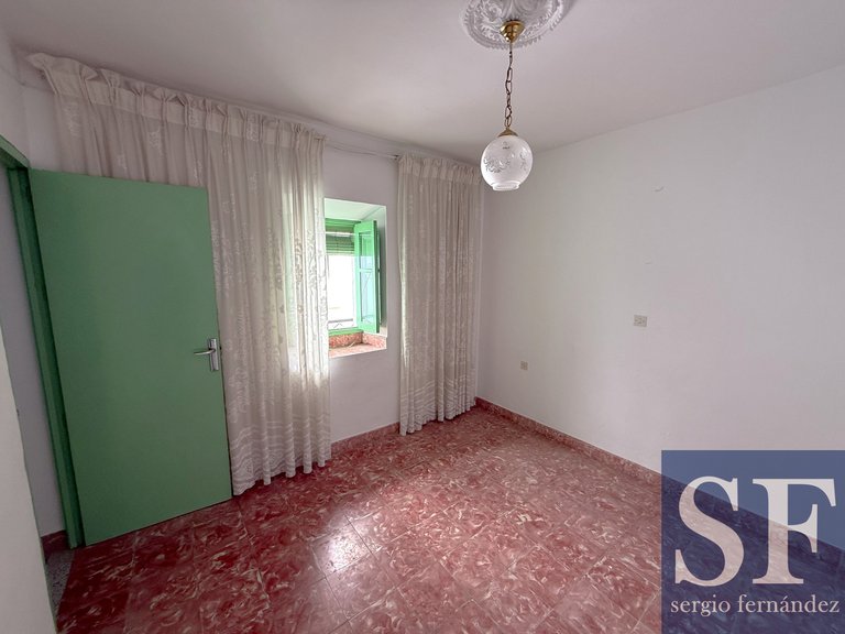 Town House for Sale in Cómpeta, Malaga 9