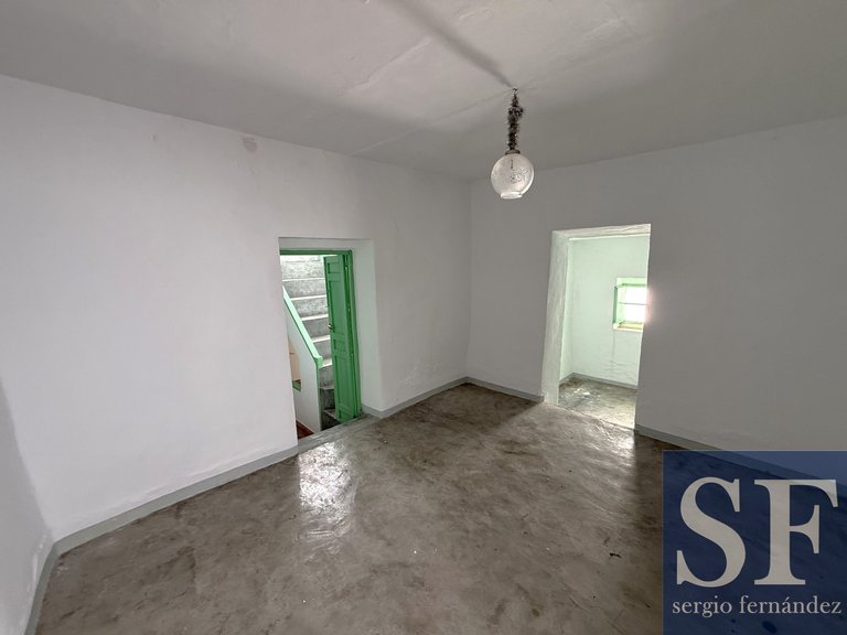 Town House for Sale in Cómpeta, Malaga 11