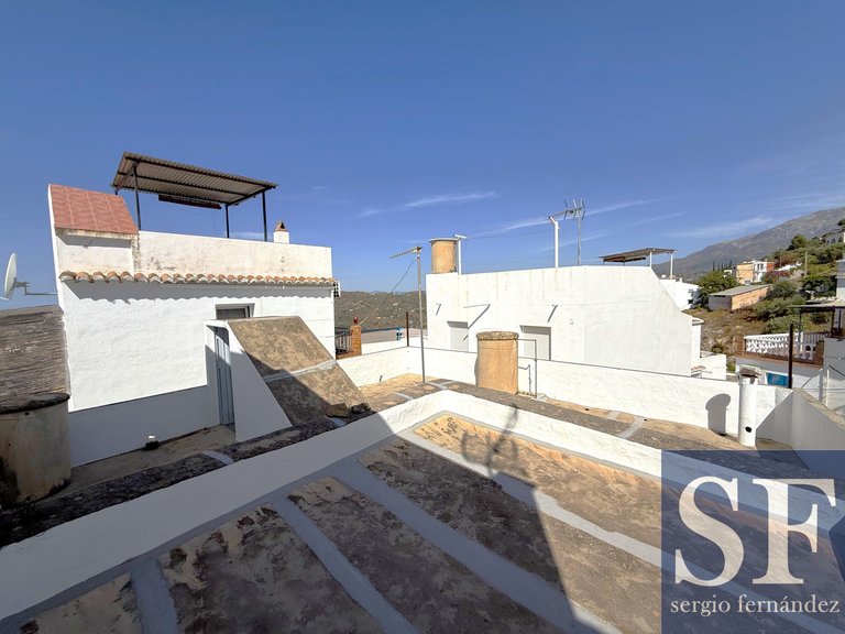 Town House for Sale in Cómpeta, Malaga 17