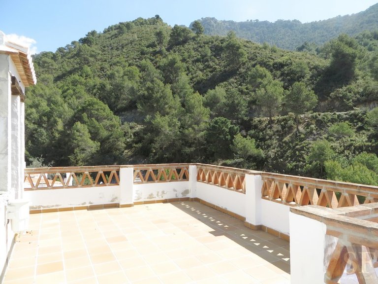 Town House for Sale in Cómpeta, Malaga 8
