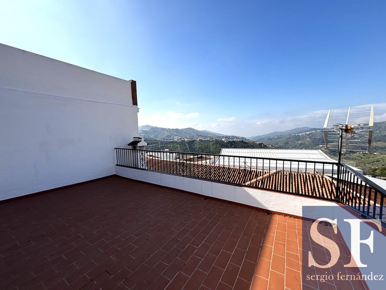 Town House for Sale in Cómpeta, Malaga 19