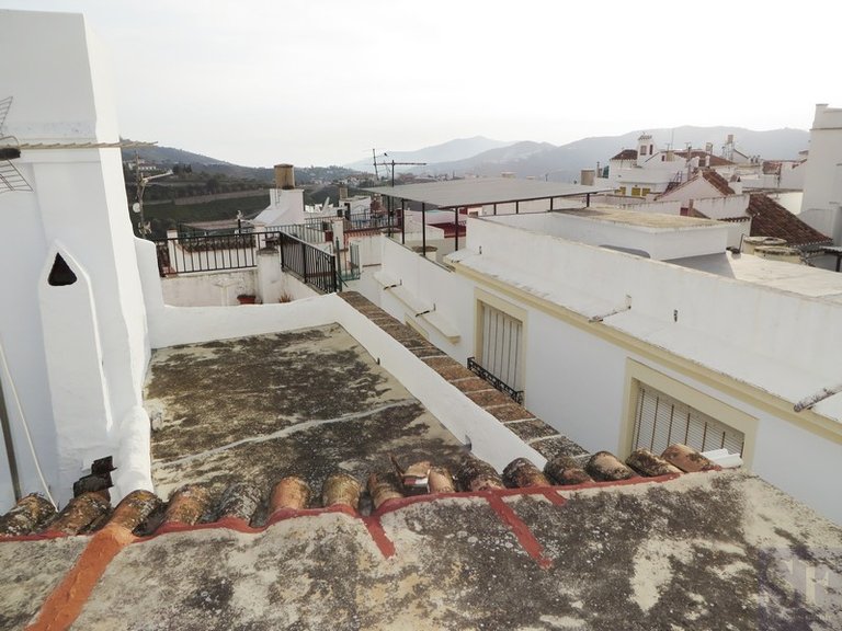 Town House for Sale in Cómpeta, Malaga 11