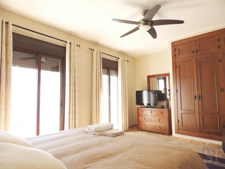 Town House for Sale in Salares, Malaga 6