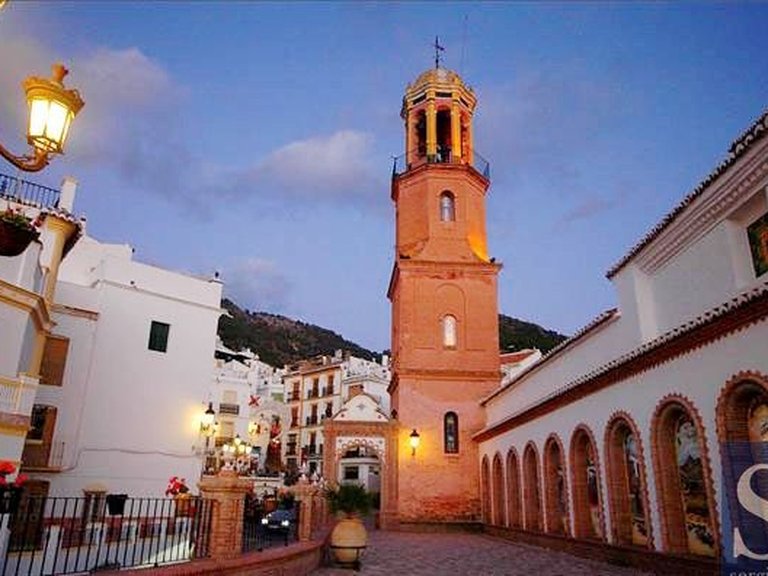 Town House for Sale in Cómpeta, Malaga 18
