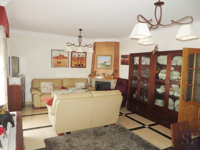 Town House for Sale in Canillas De Aceituno, Malaga 3