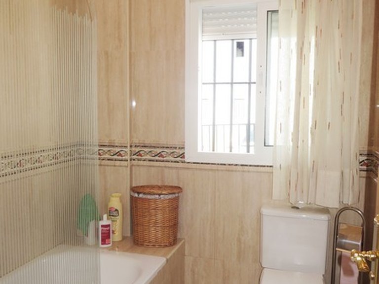 Town House for Sale in Canillas De Aceituno, Malaga 7