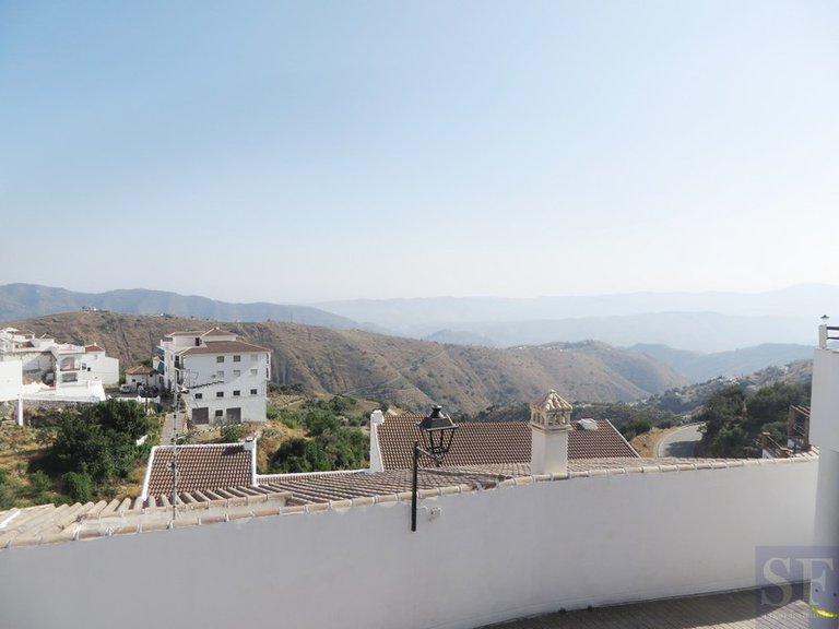 Town House for Sale in Canillas De Aceituno, Malaga 11