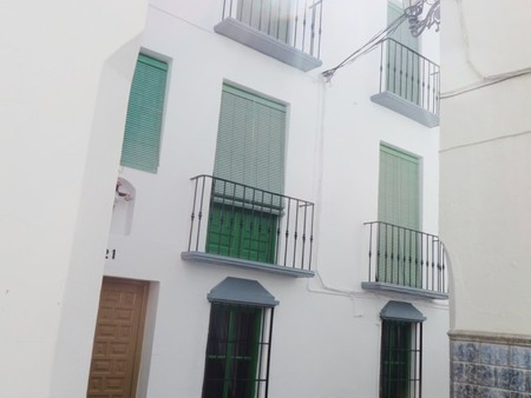 Town House for Sale in Cómpeta, Malaga 1
