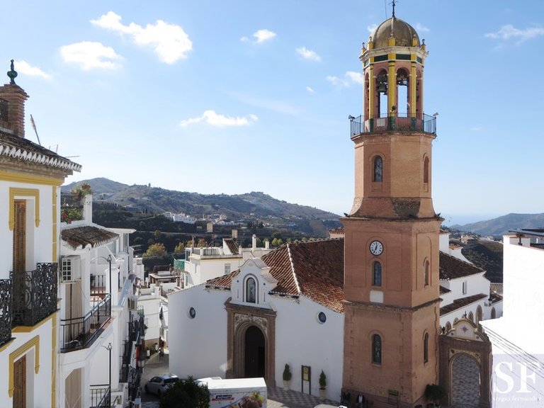 Town House for Sale in Cómpeta, Malaga 2